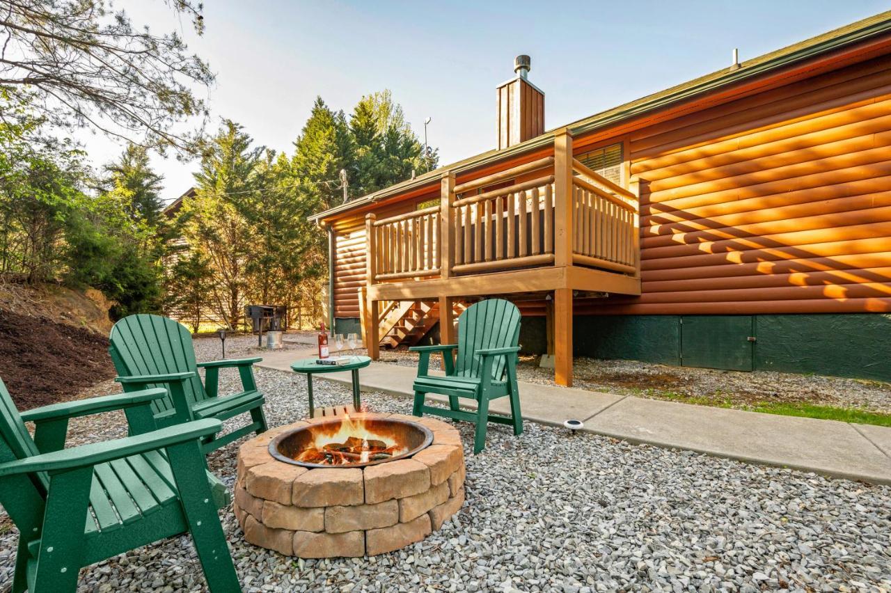 Easy Livin - Secluded Family Log Cabin Sevierville Esterno foto