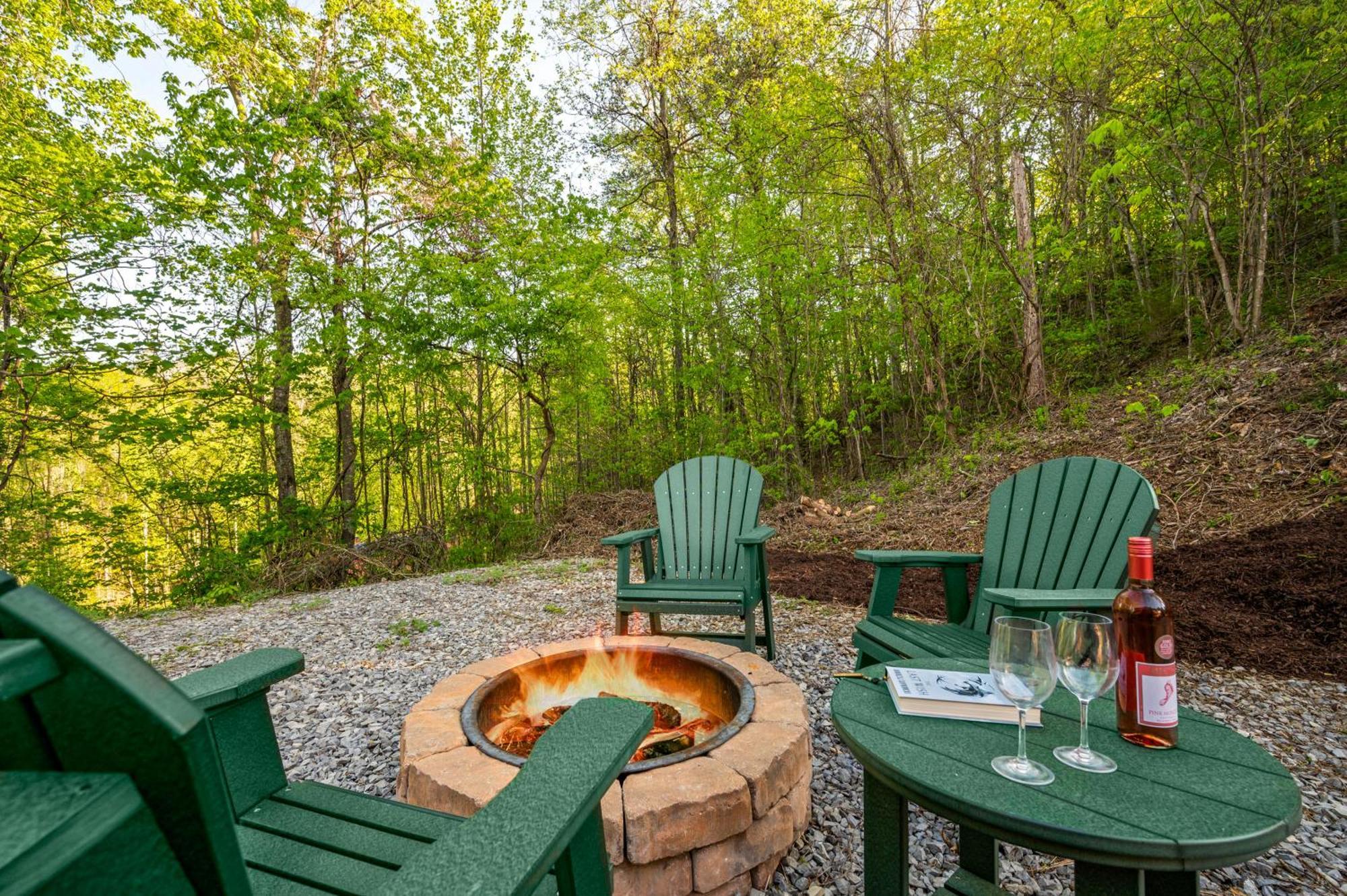 Easy Livin - Secluded Family Log Cabin Sevierville Esterno foto